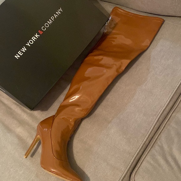 New York and Company Gia brown boots - Picture 1 of 3